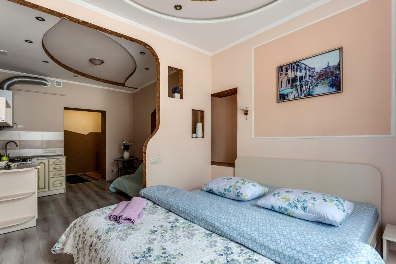 Central Apartments Rynok ลวีฟ ภายนอก รูปภาพ